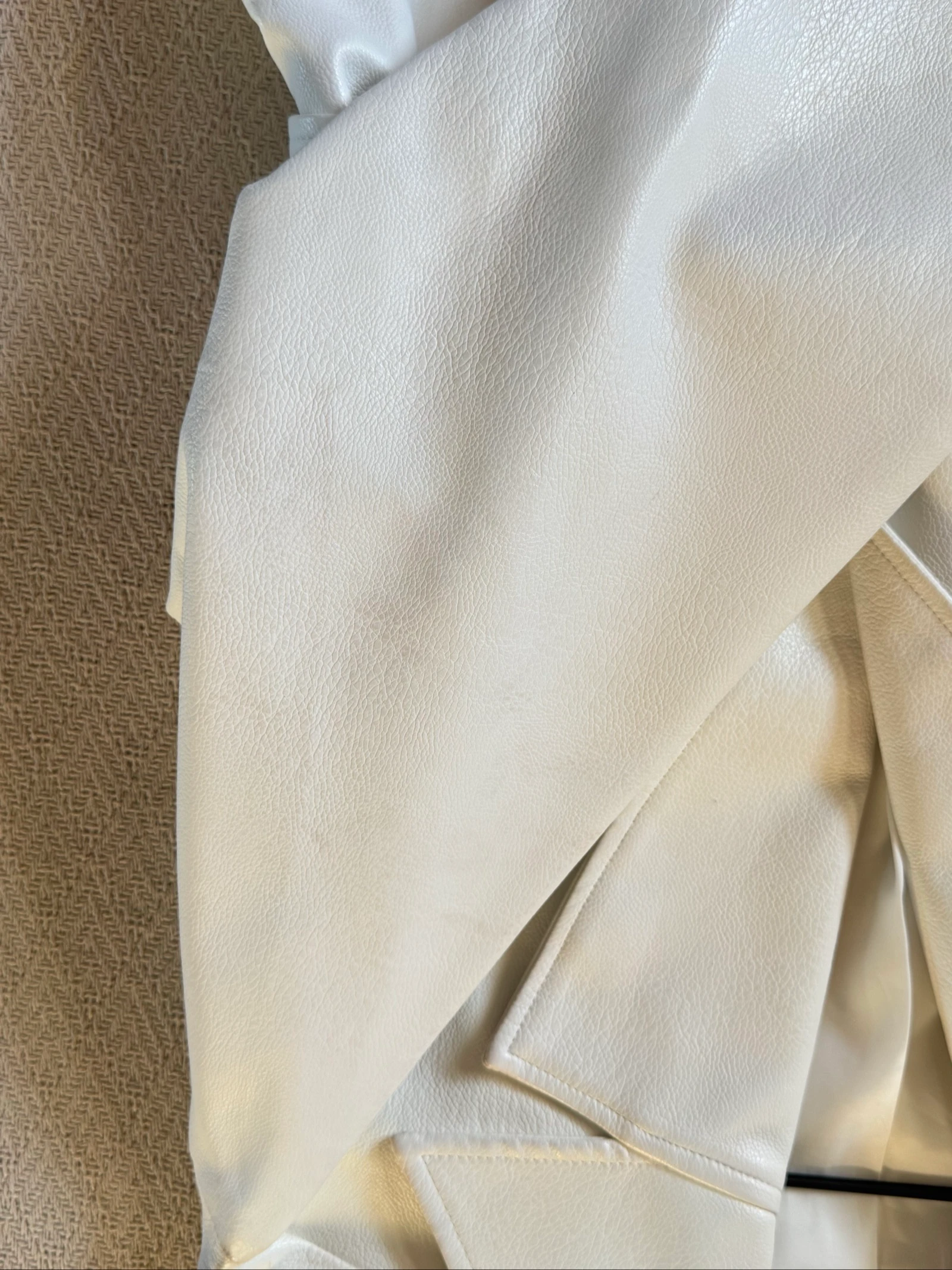 Magnificent white faux leather jacket – photo 4